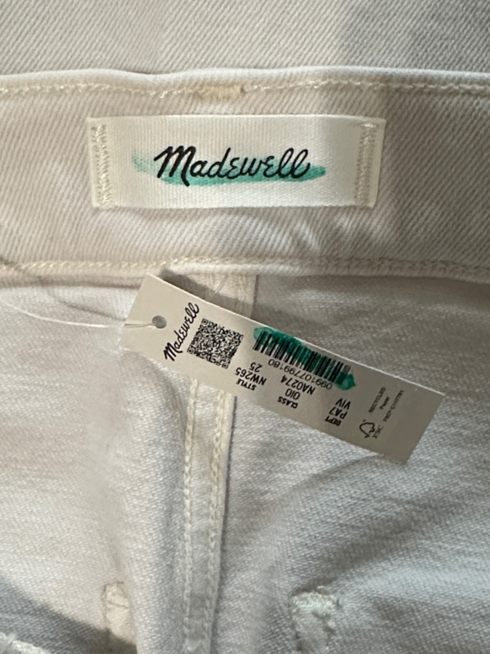 Madewell Flared Wide-Leg Crop Jeans in Vintage Ivory - Picture 9 of 12